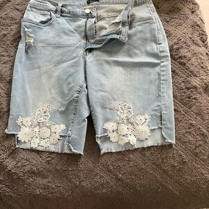 VENUS Light Blue Denim Shorts with White Lace